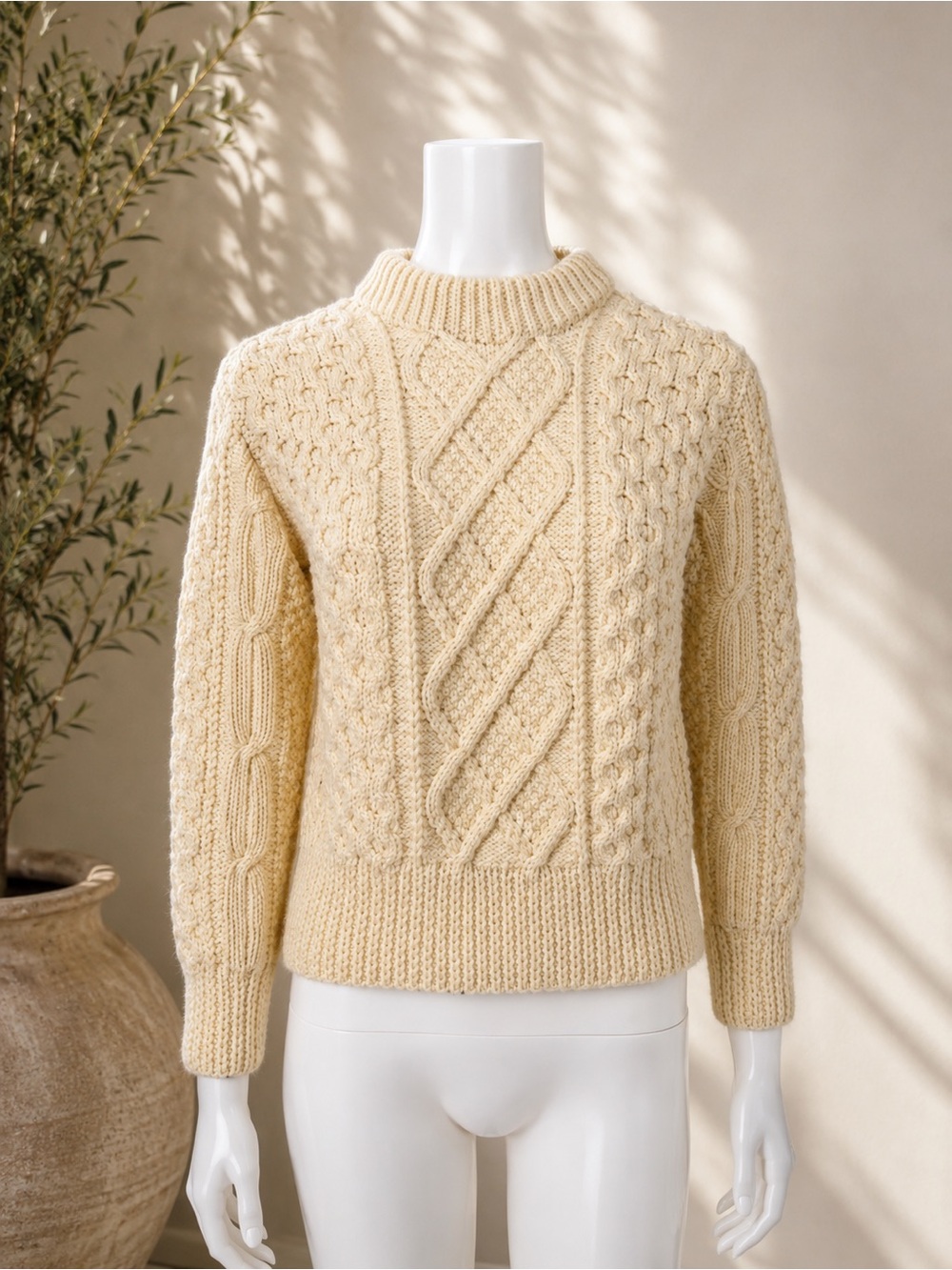 Vintage Shannon Duty Free Aran Cable Knit Fisherman Wool Sweater Ivory XS